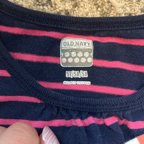 Old Navy Tees - 2 Pack - Picture 3 of 3